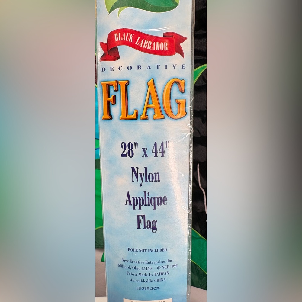 Charming Black Dog Garden Flag Vintage NIP - Picture 4 of 4